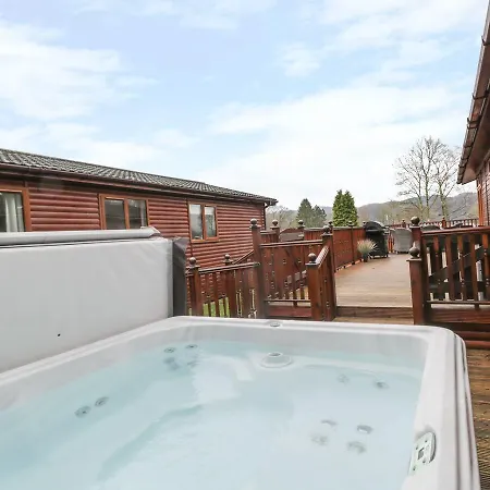 別荘 Lakeland View Lodge,