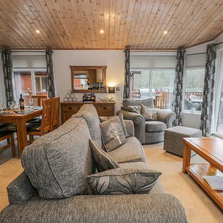 Lakeland View Lodge, Ferienhaus